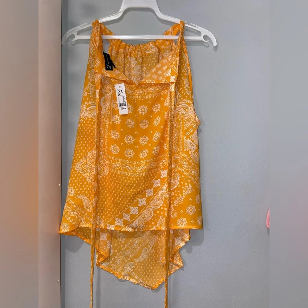 New York & Company High Neck Blouse 🍊 - Picture 6 of 7